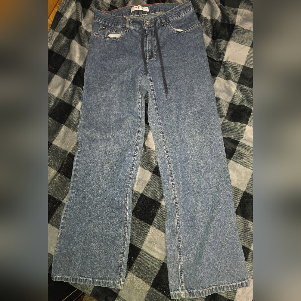 Tommy Hilfinger Classic Blue Straight Leg Denim Jeans With Flag Pocket